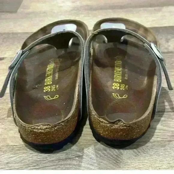 Birkenstock Gizeh sandals Silver size EU 38  US 7.5 - Picture 3 of 3